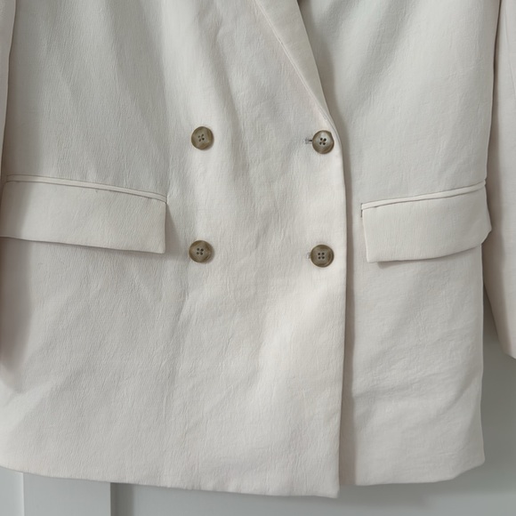 NWT NWT Aritzia Wilfred Cherrelle Blazer in Light Birch Size XS - Picture 7 of 13